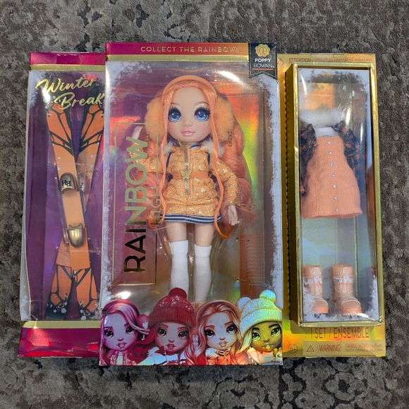 Rainbow High Winter Break Poppy Rowan Orange Fashion Doll and Playset - Picture 5 of 10